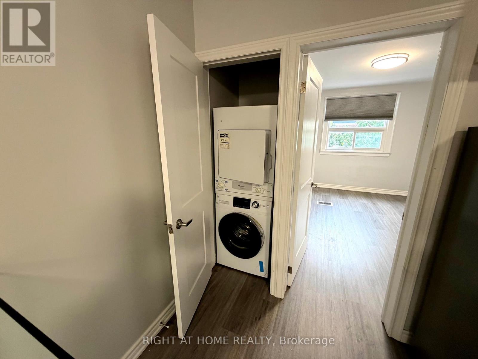 UPPER - 408 STRATHMORE BOULEVARD, Toronto (Danforth) — photo 9