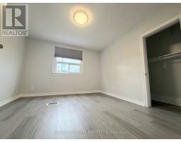 Upper - 408 Strathmore Boulevard, Toronto, ON M4C1N5 Photo 6