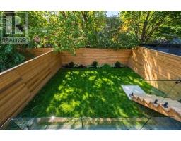 10 Wheeler Avenue, Toronto, ON M4L3V2 Photo 44