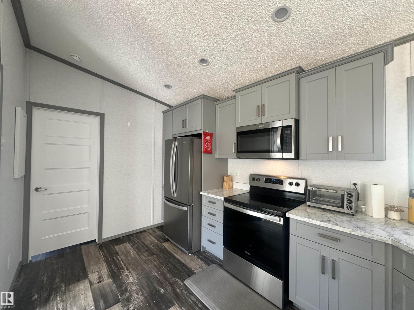 7323 Twp Road 512 - 35