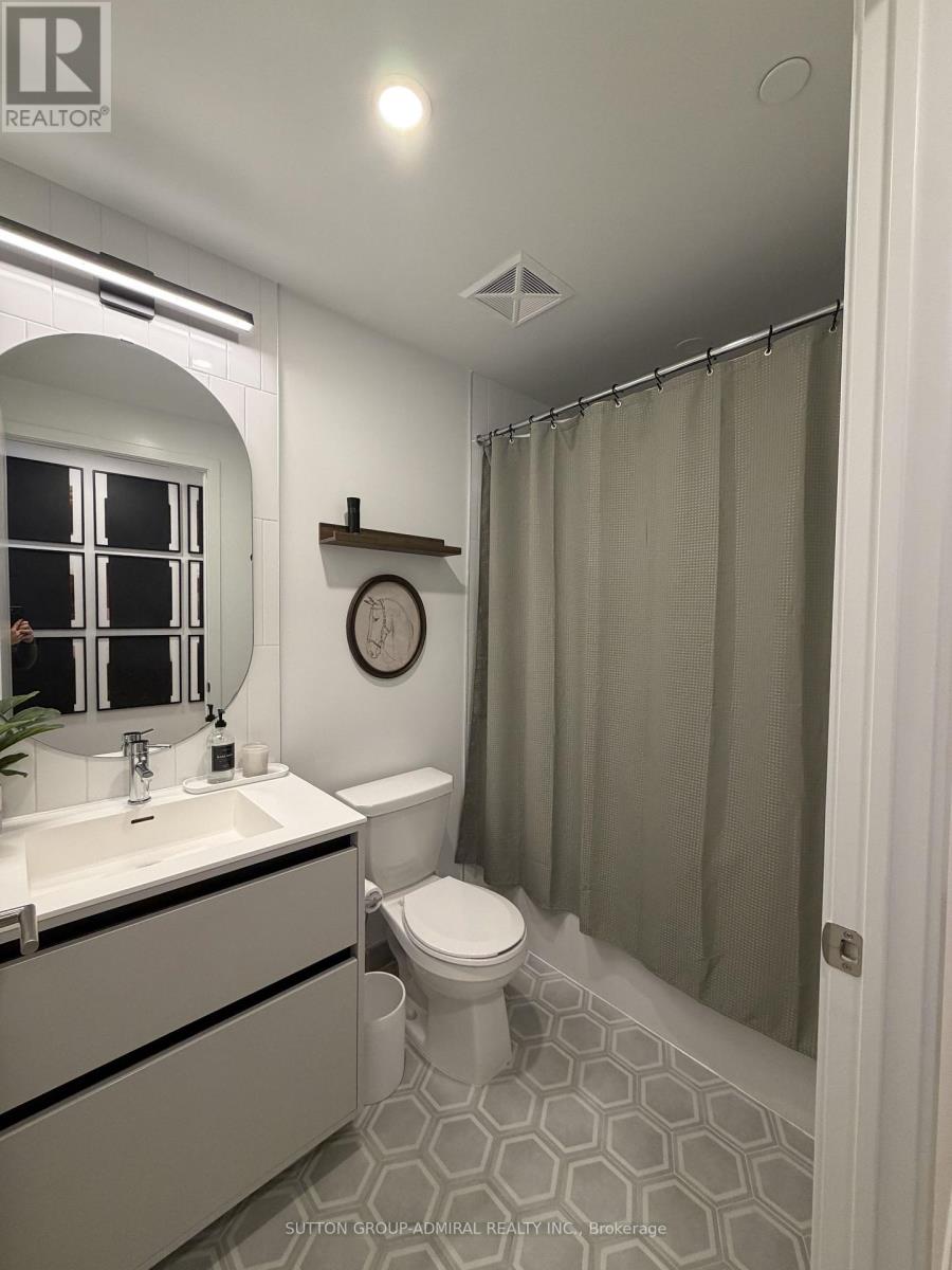 1501 - 7950 BATHURST STREET, Vaughan (Beverley Glen) — photo 3