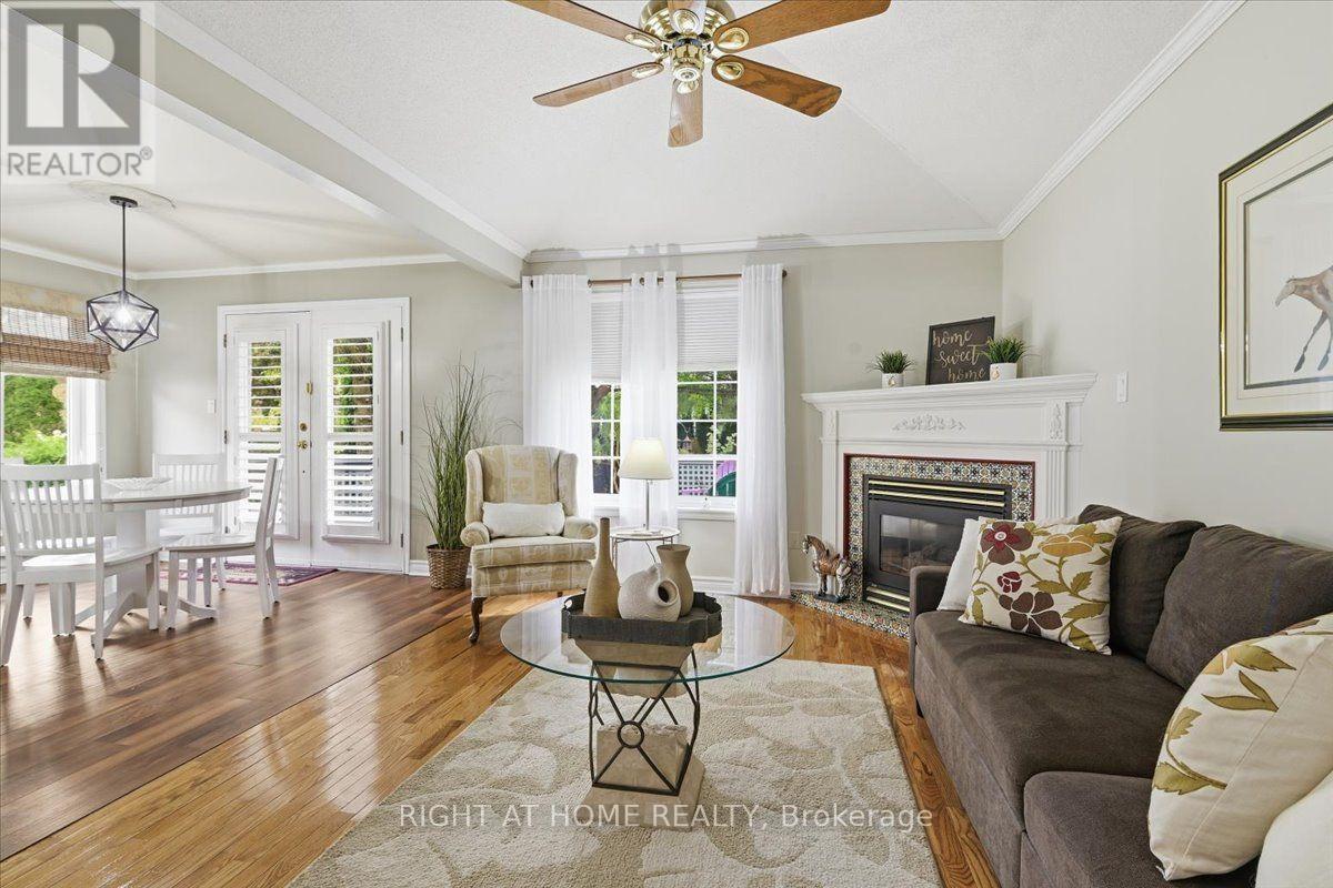 5 St John's Court, Uxbridge, ON photo 18
