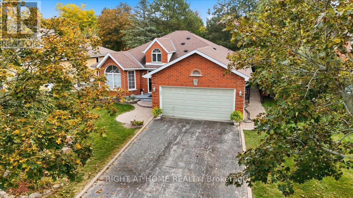 5 St John's Court, Uxbridge, ON photo 4
