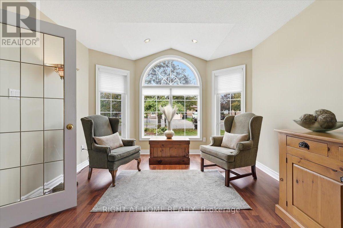 5 ST JOHN'S COURT - 8