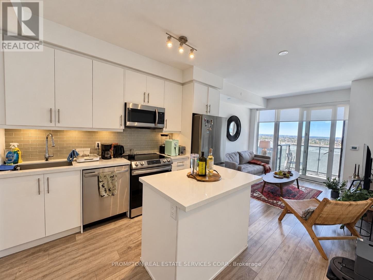 LPH06 - 95 ONEIDA CRESCENT, Richmond Hill (Langstaff) — photo 4