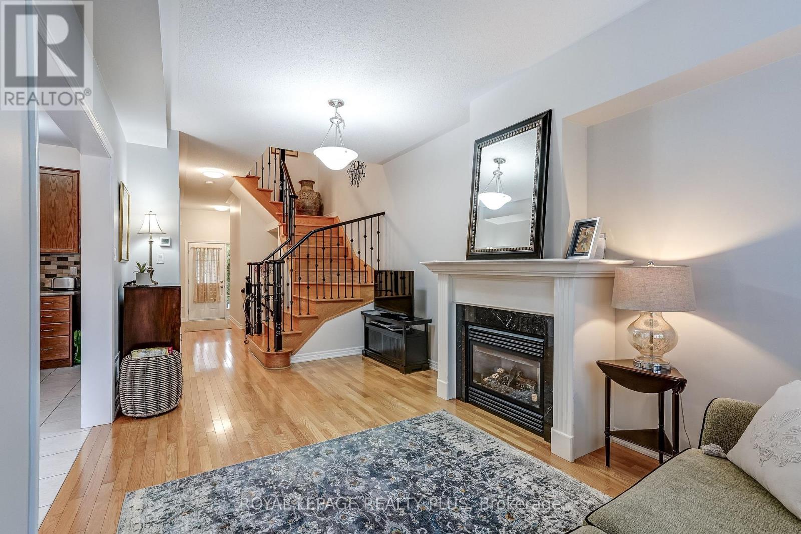 172 LAUDERDALE DRIVE, Vaughan (Patterson) — photo 5