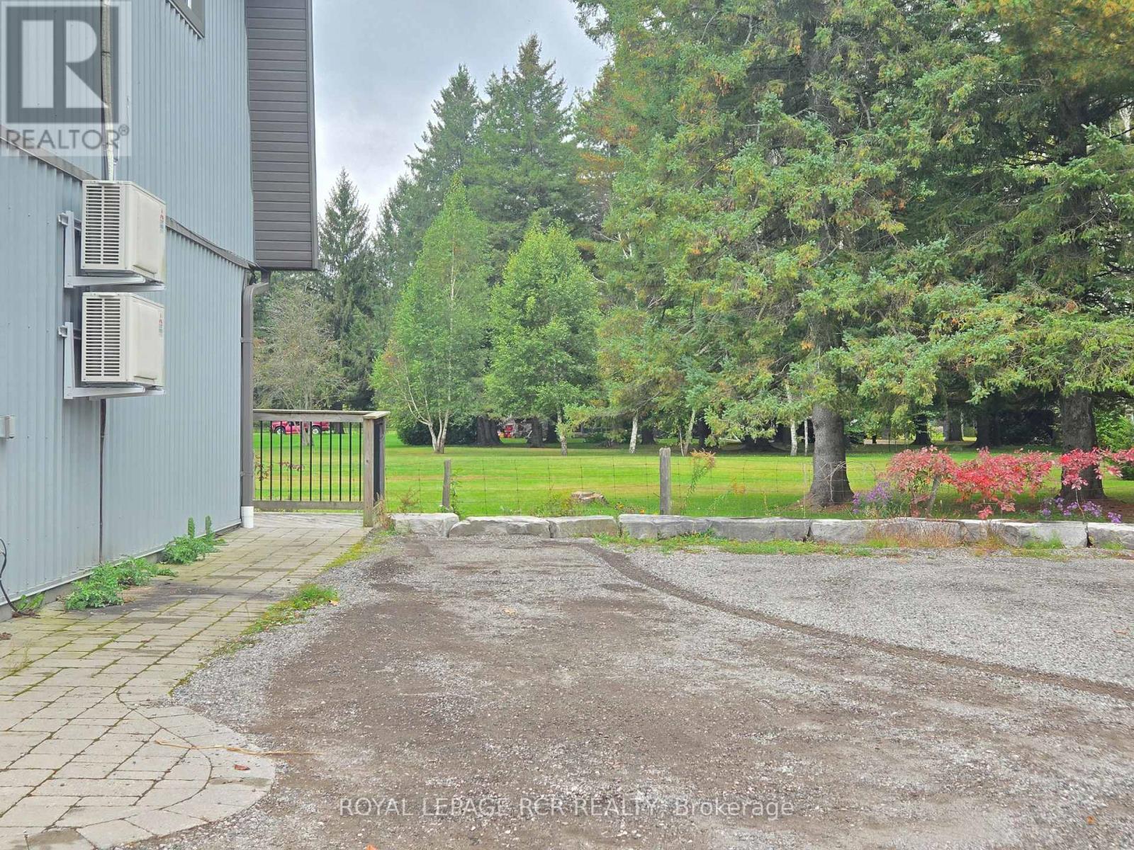 2-341 QUEENSVILLE SIDE ROAD, East Gwillimbury — photo 2