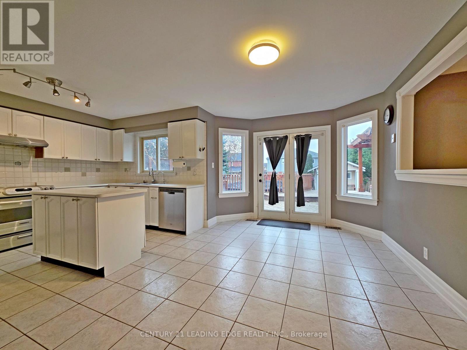 14 HADERA PLACE, Georgina (Keswick North) — photo 9