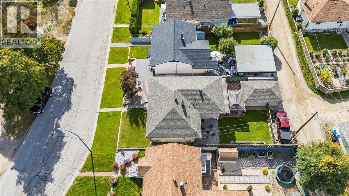 14 Hillside Drive - 53