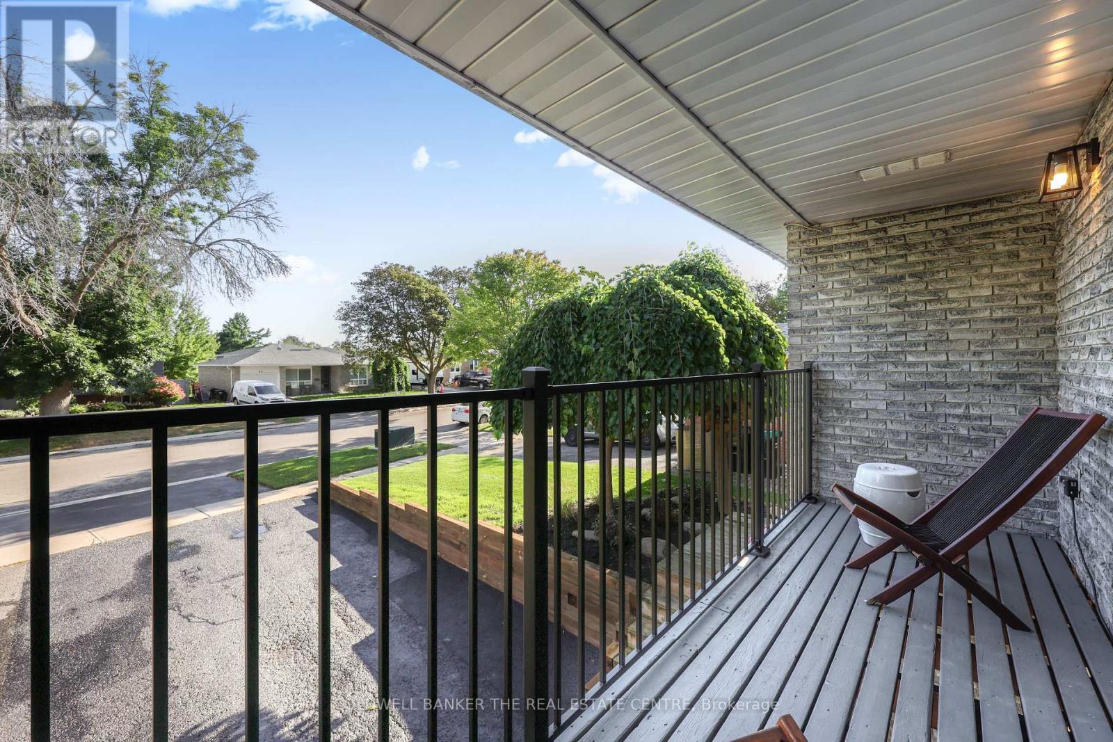 39 HIGHCROFT ROAD - 16