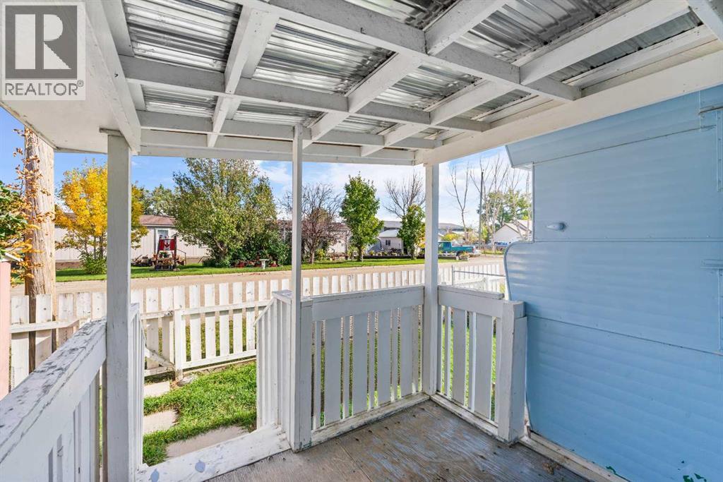 10, 831 2nd Avenue - 25