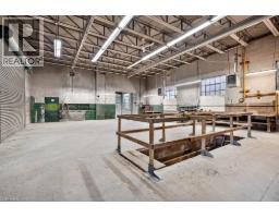 182 Chatham Street, Hamilton, ON L8P2B6 Photo 10