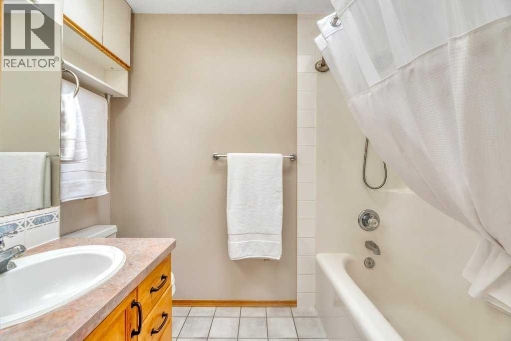 409 Strathford Bay - 28