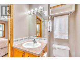 409 Strathford Bay, Strathmore, AB T1P1N8 Photo 29