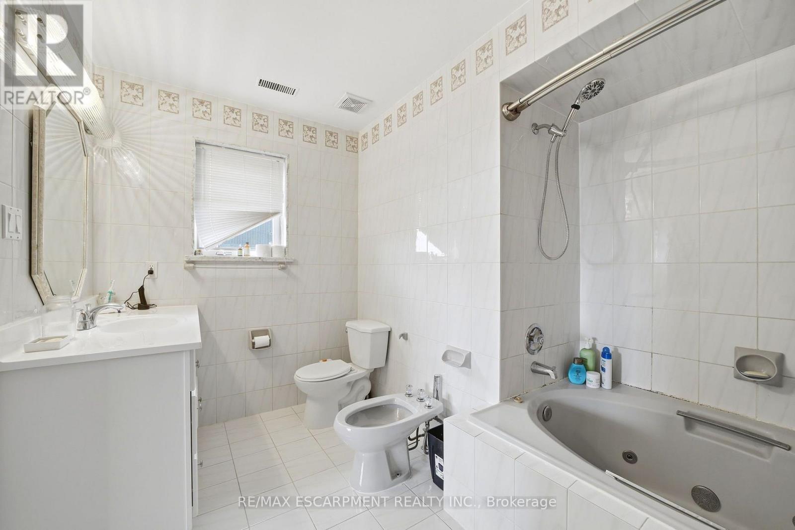 277 HARVIE AVENUE, Toronto (Caledonia-Fairbank) — photo 9