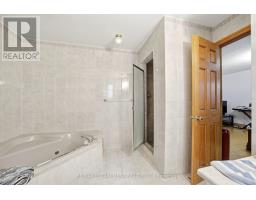 277 Harvie Avenue, Toronto, ON M6E4L1 Photo 26