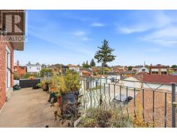 277 Harvie Avenue, Toronto, ON M6E4L1 Photo 34