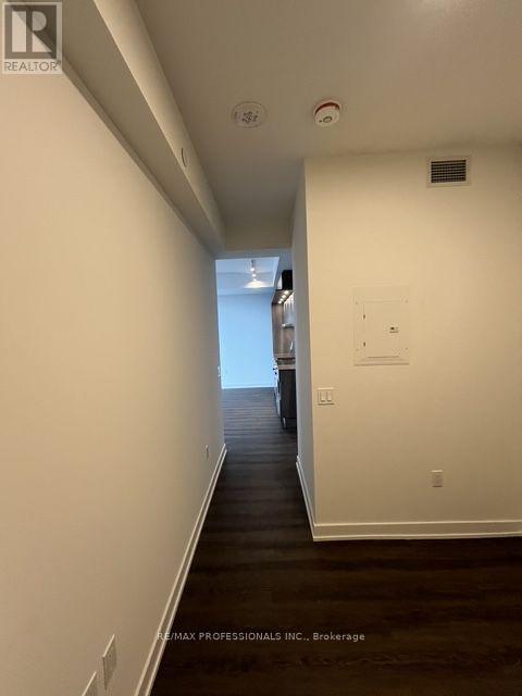 7004 - 448 BURNHAMTHORPE ROAD W, Mississauga (City Centre) — photo 4