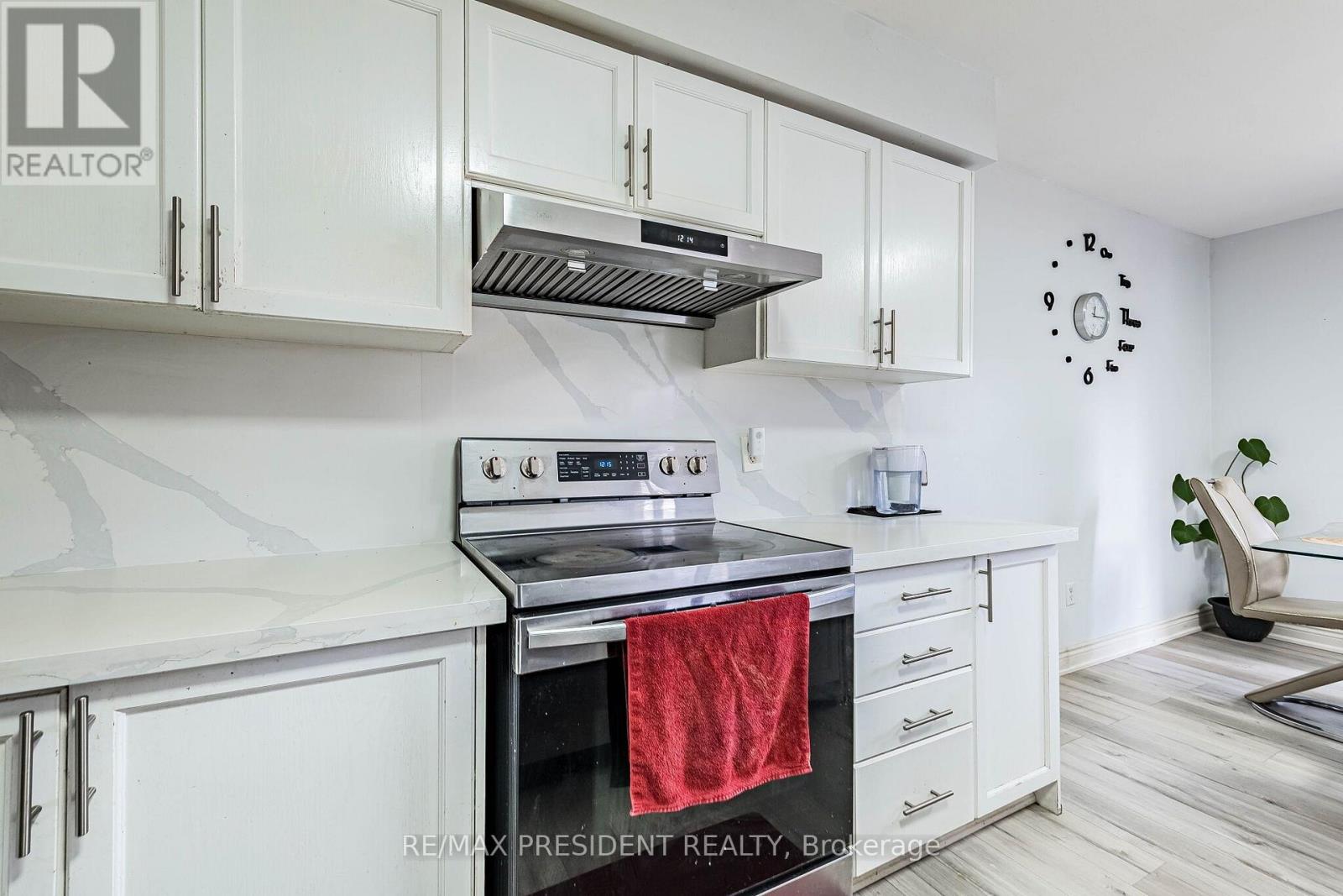 69 Sunny Meadow Boulevard, Brampton, ON photo 18