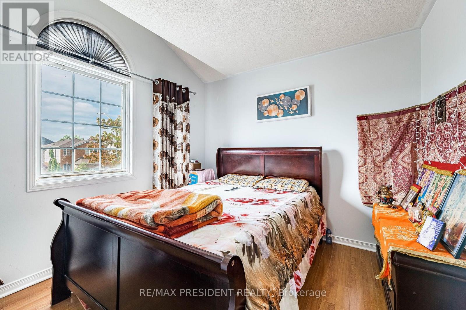 69 SUNNY MEADOW BOULEVARD - 20