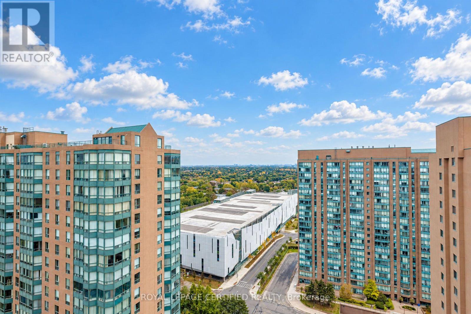 PH15- 155 Hillcrest Avenue, Mississauga, ON photo 37