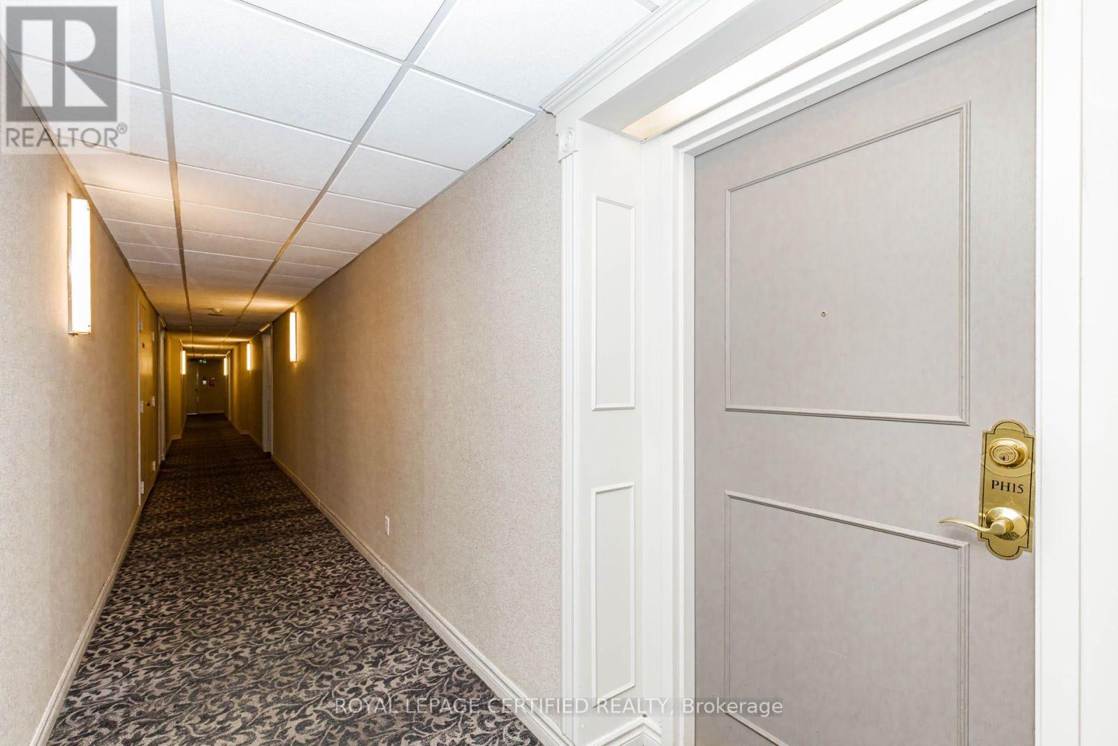 #PH15 155 HILLCREST AVENUE - 4