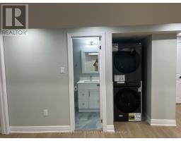 21 Hartford Trail, Brampton, ON L6W4K2 Photo 11