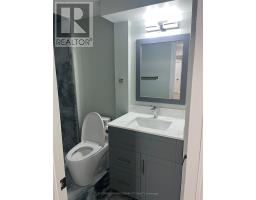 21 Hartford Trail, Brampton, ON L6W4K2 Photo 6