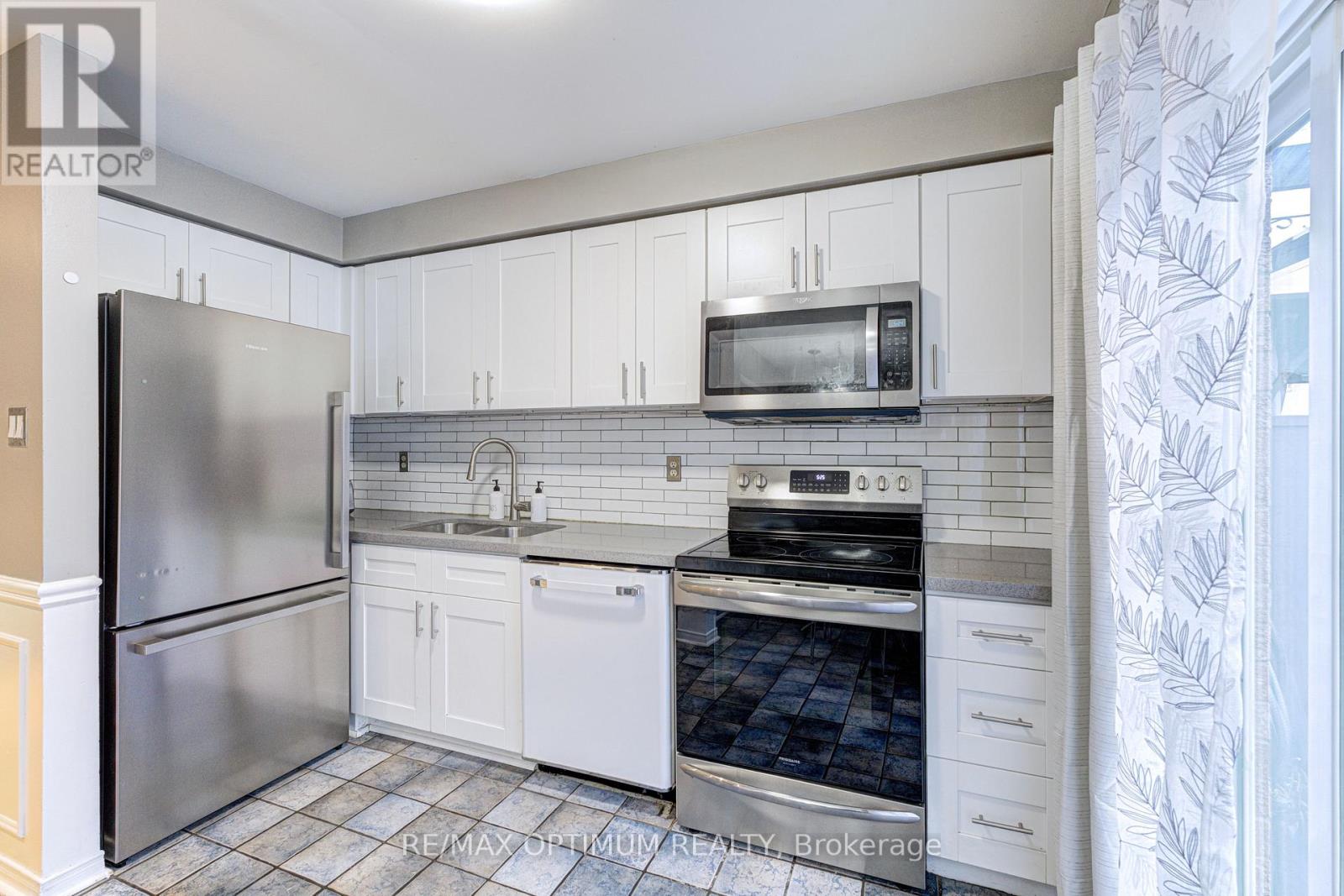 51 GOLDENLIGHT CIRCLE, Brampton (Brampton West) — photo 11