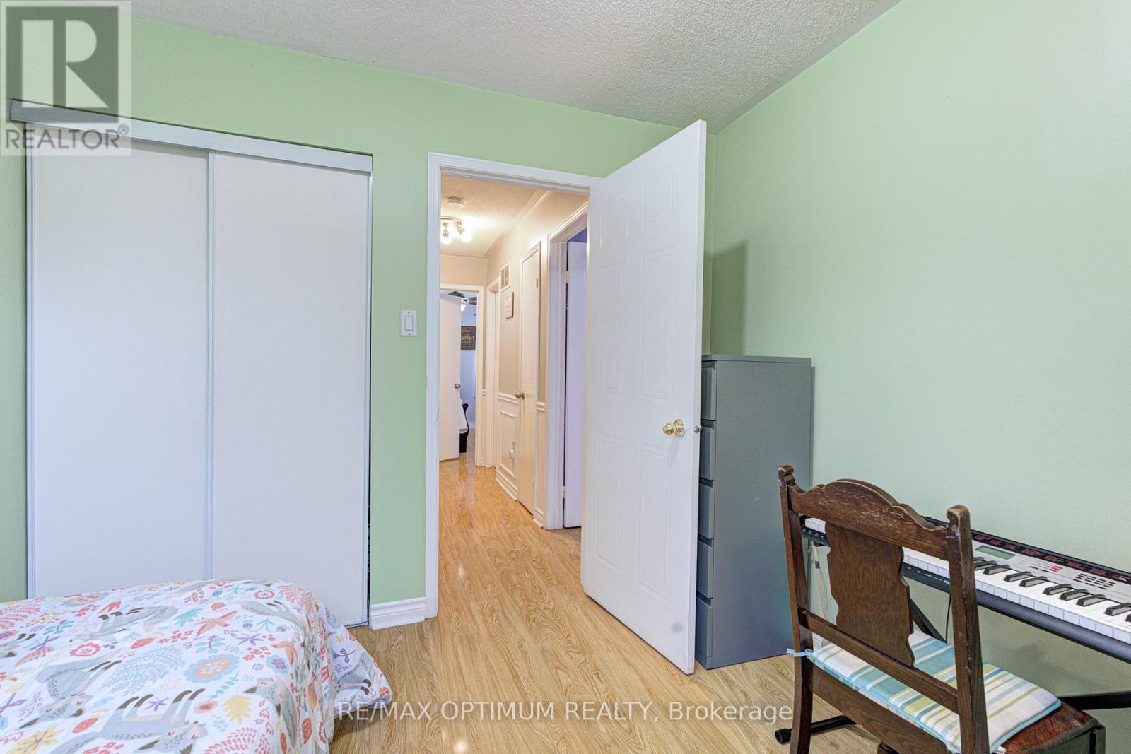 51 GOLDENLIGHT CIRCLE - Image 22