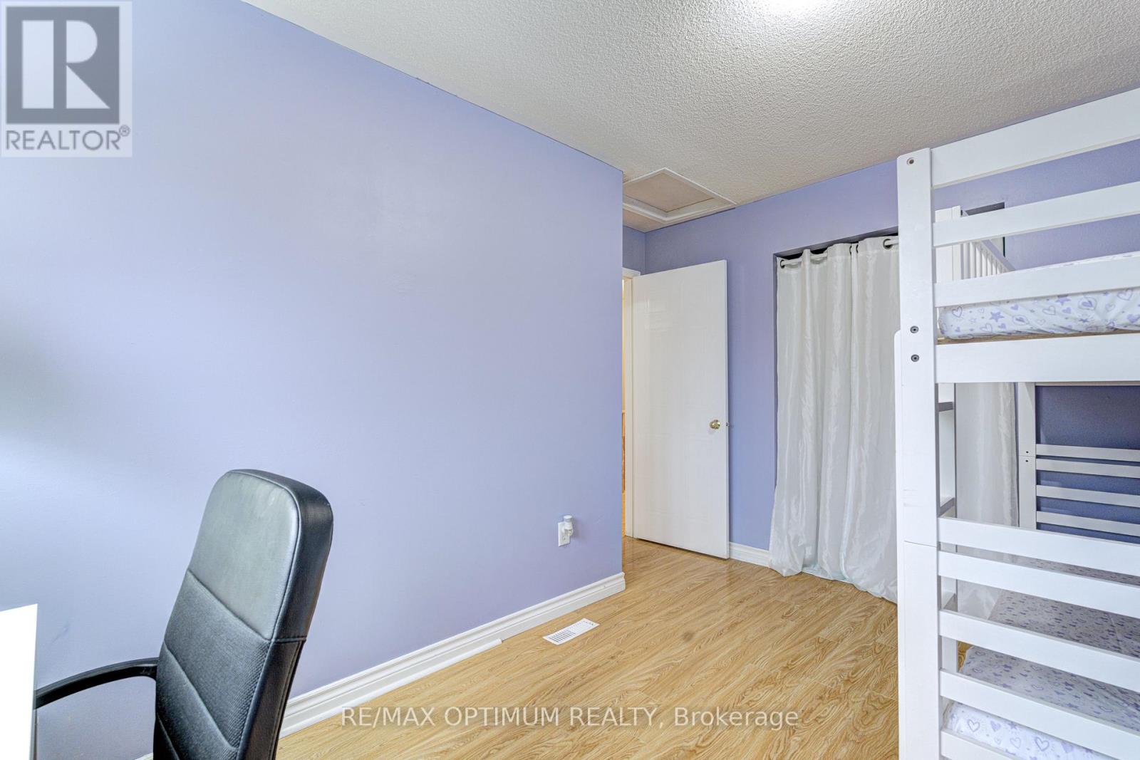 51 GOLDENLIGHT CIRCLE - Image 24