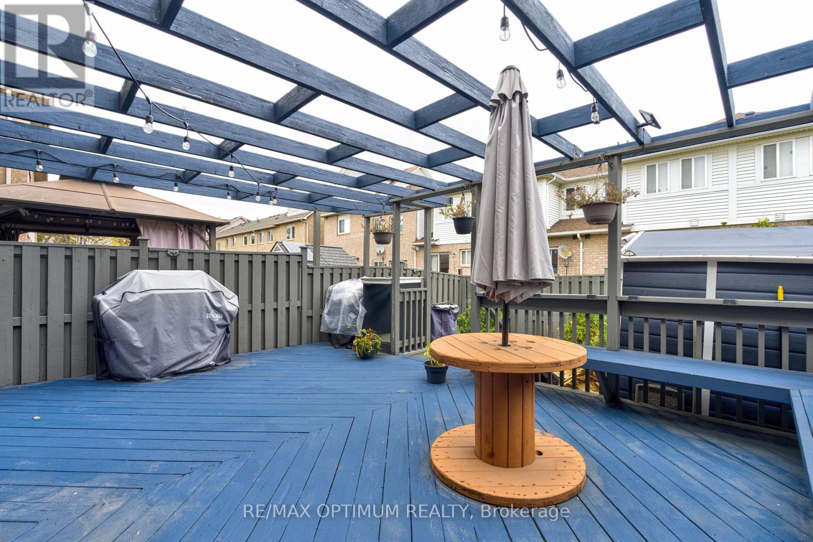 51 GOLDENLIGHT CIRCLE - Image 36