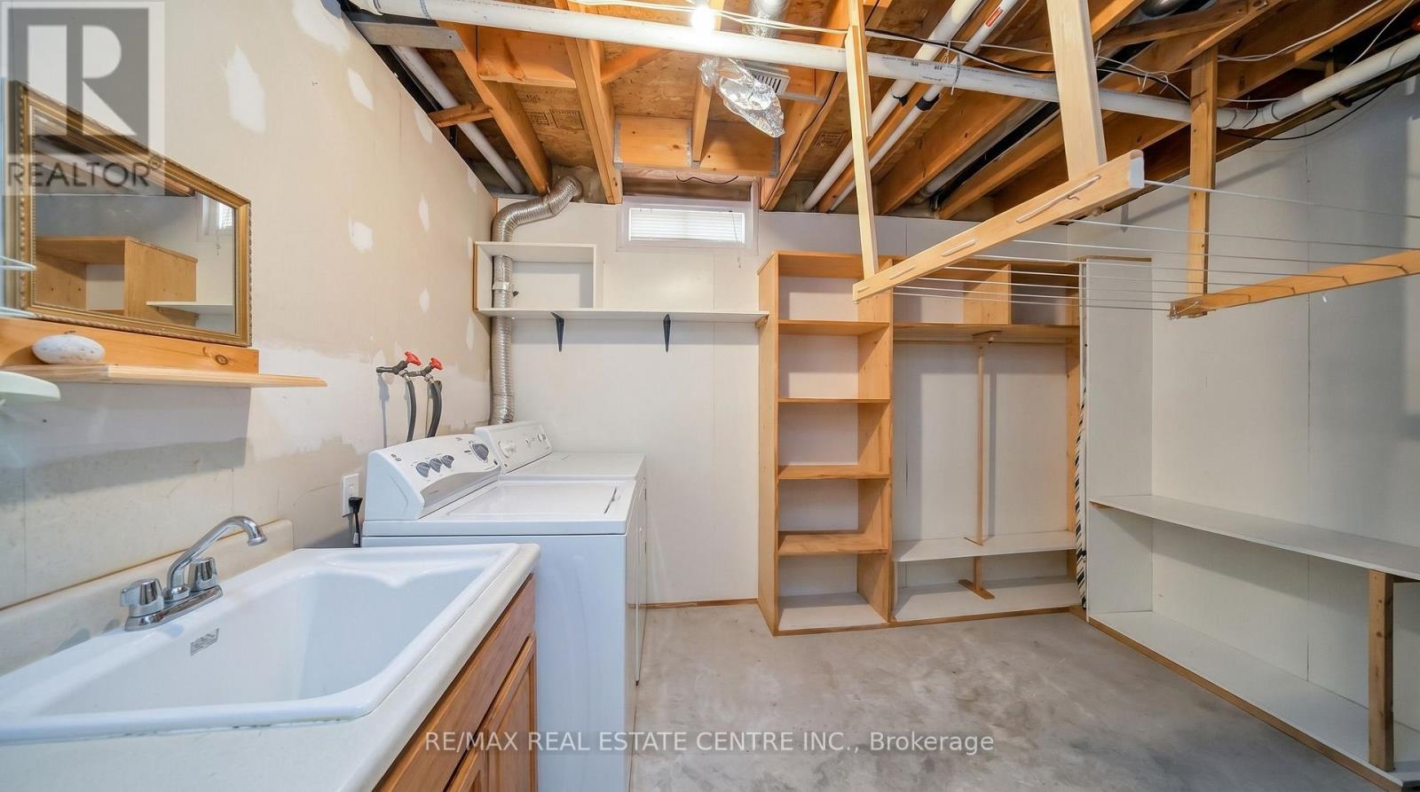 111 SPRINGVIEW DRIVE - Image 34