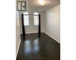 249 Comiskey Crescent, Mississauga, ON L5W0C4 Photo 9
