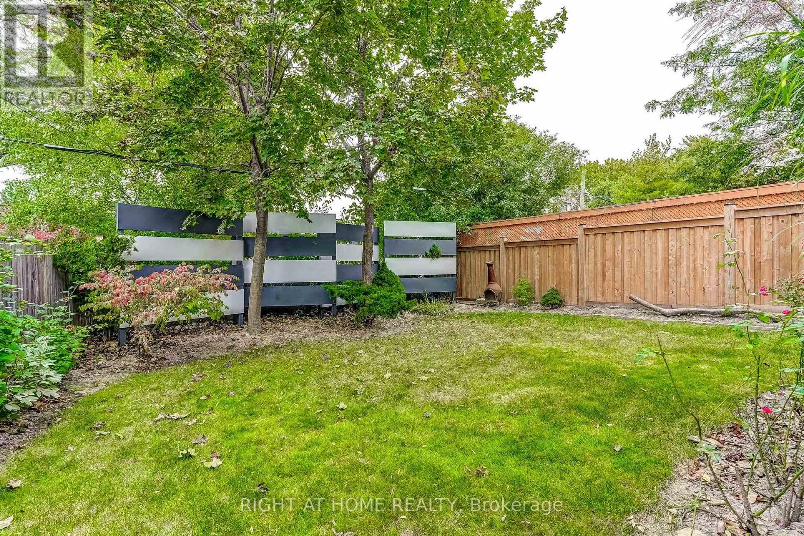 17 Ashfield Drive, Toronto, ON photo 47