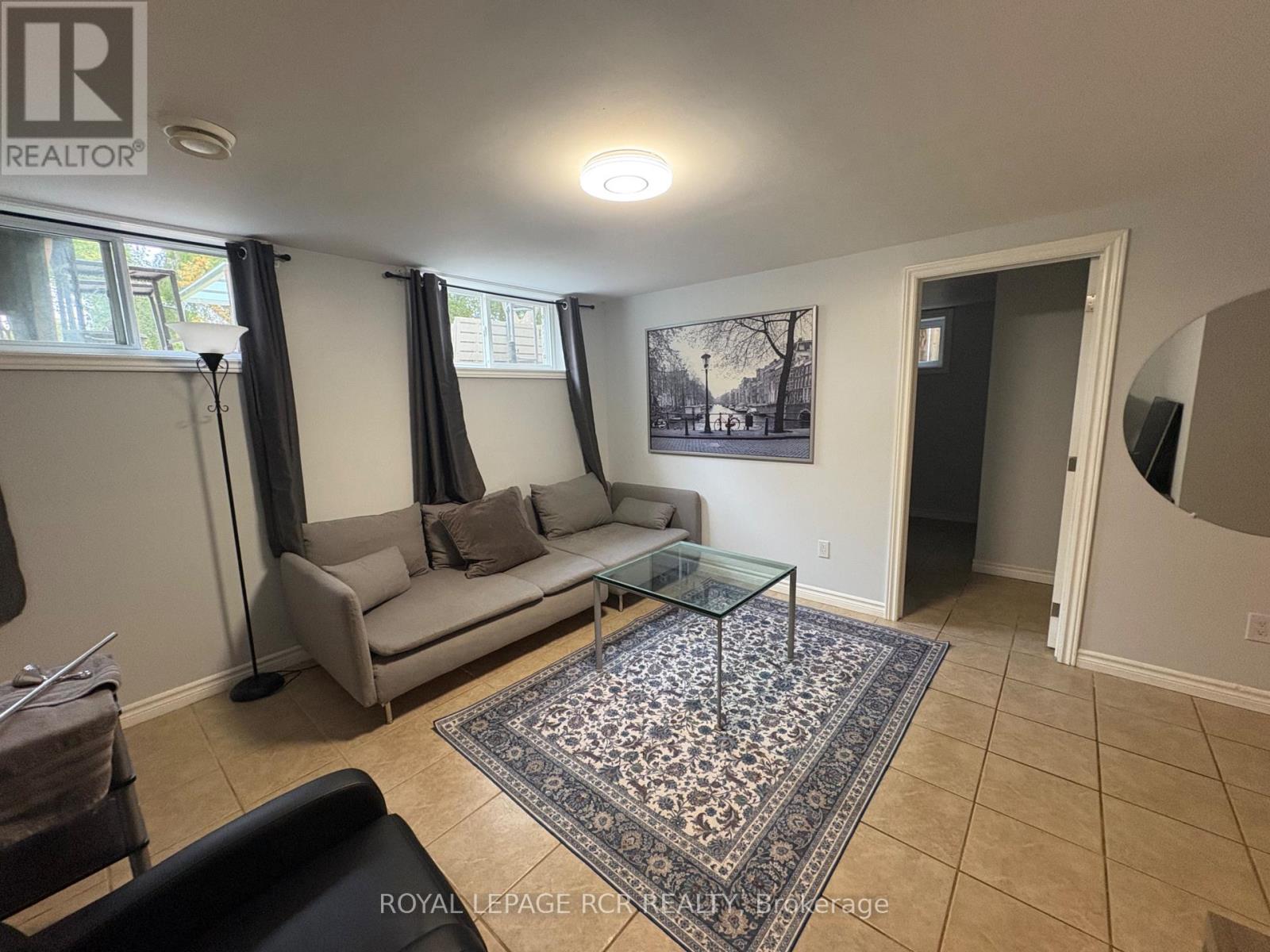 12 MAPLE AVENUE E - 18