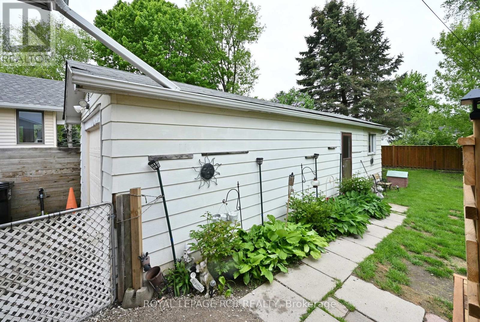 12 MAPLE AVENUE E, New Tecumseth (Beeton) — photo 5