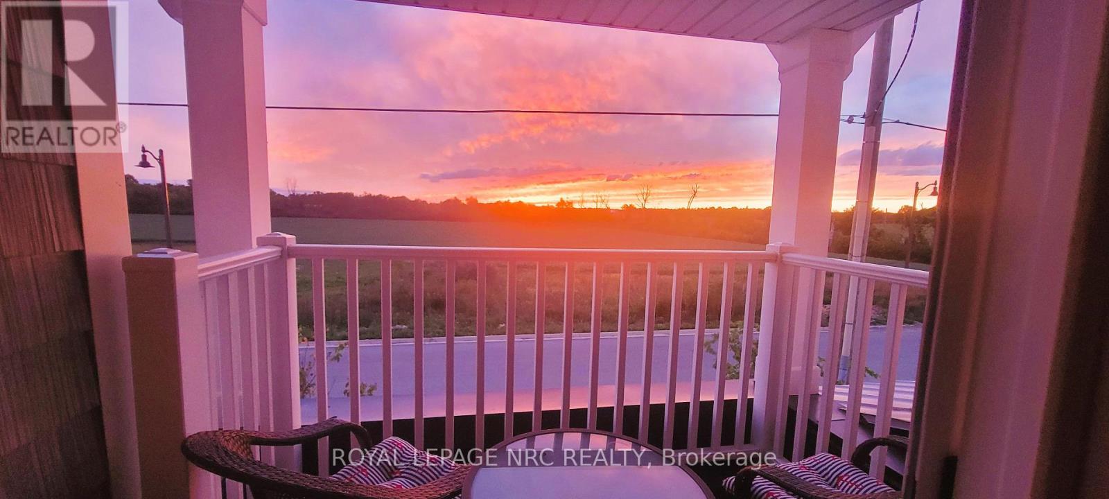 2 BEACHWALK CRESCENT - 26
