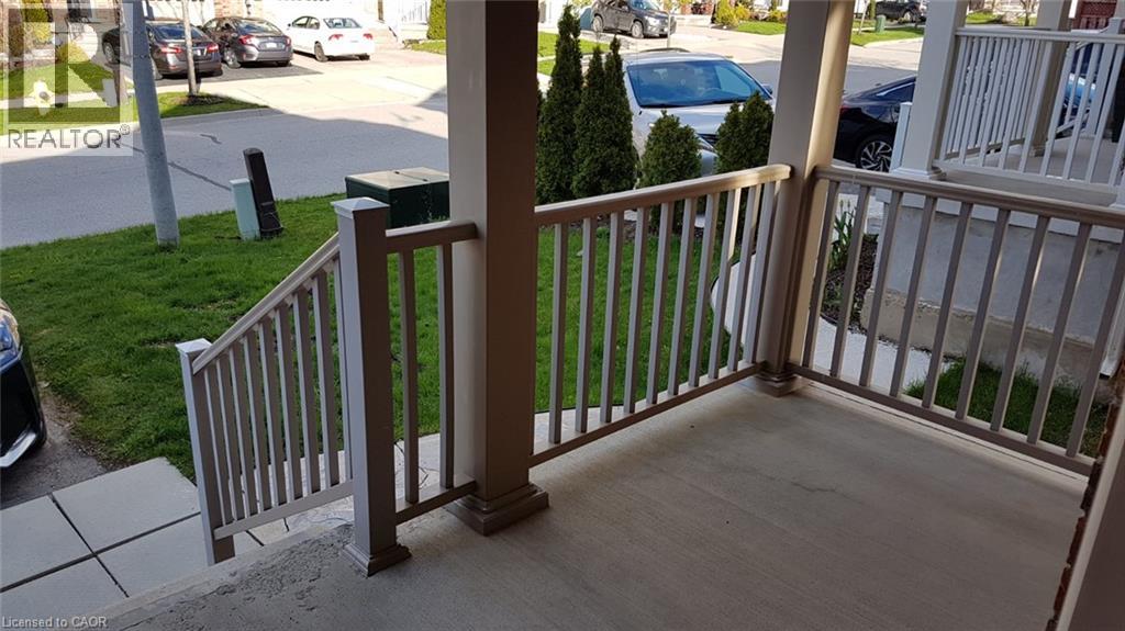 43 ARMSTRONG Avenue — photo 2