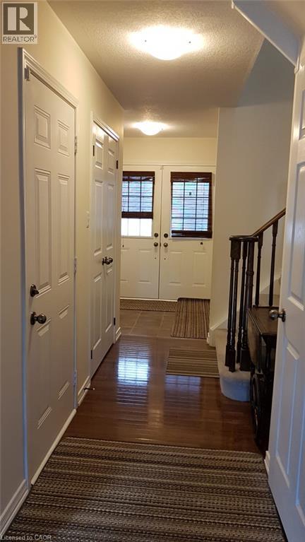 43 ARMSTRONG Avenue — photo 3
