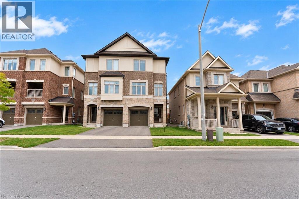 3930 TUFGAR Crescent, Burlington — photo 2