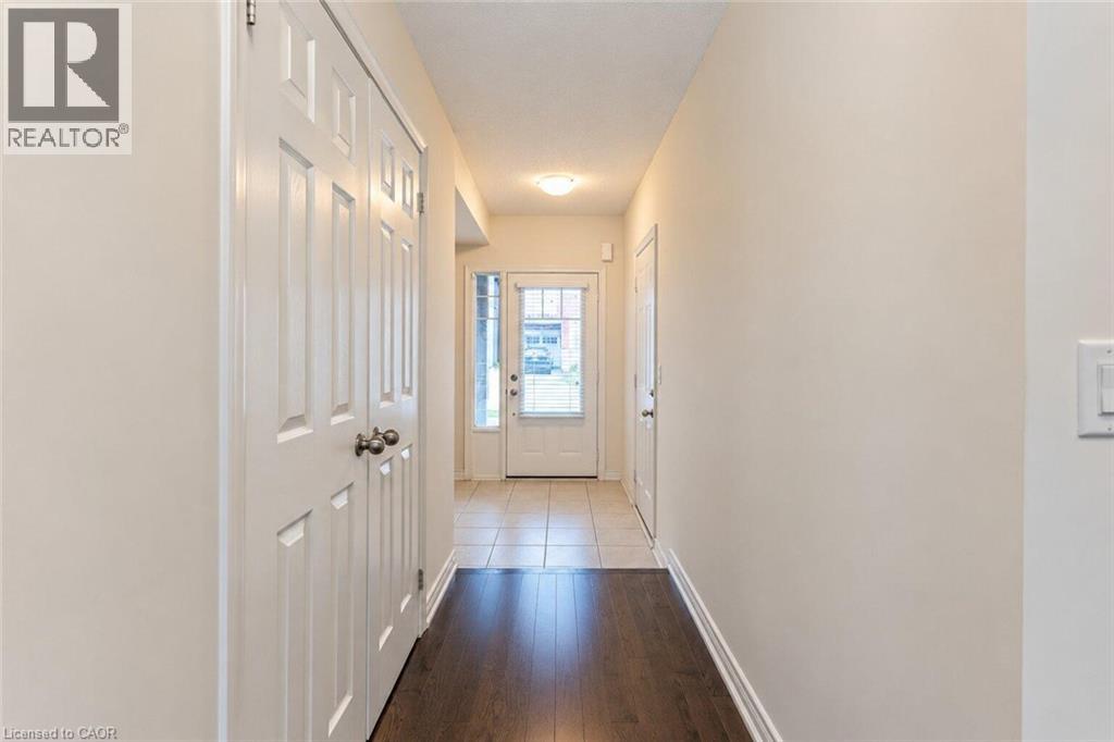 3930 TUFGAR Crescent, Burlington — photo 6