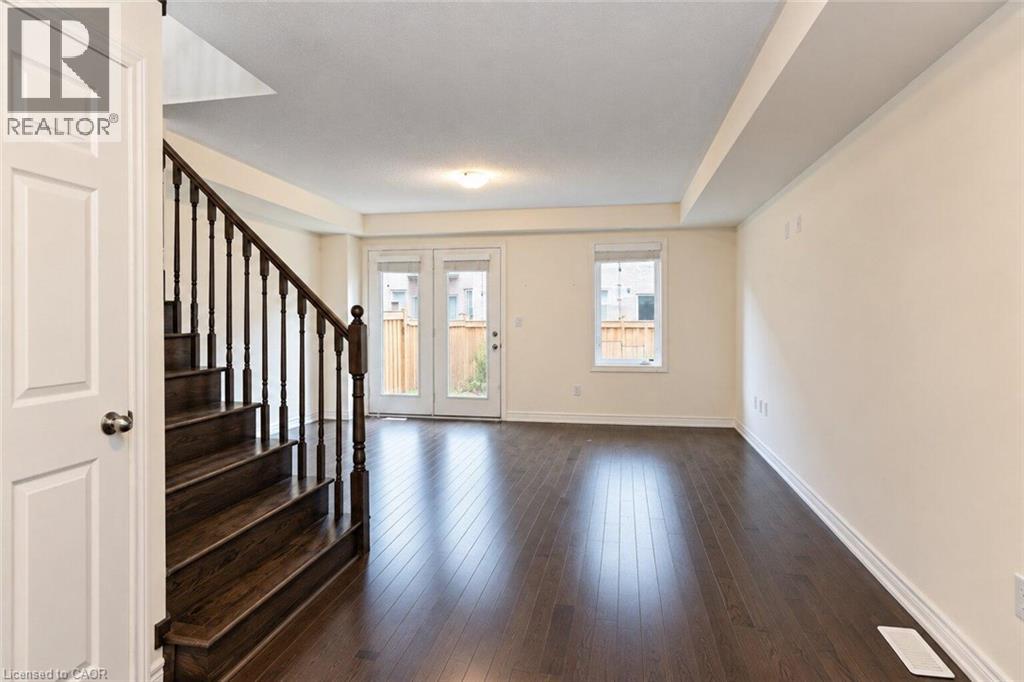 3930 TUFGAR Crescent, Burlington — photo 8