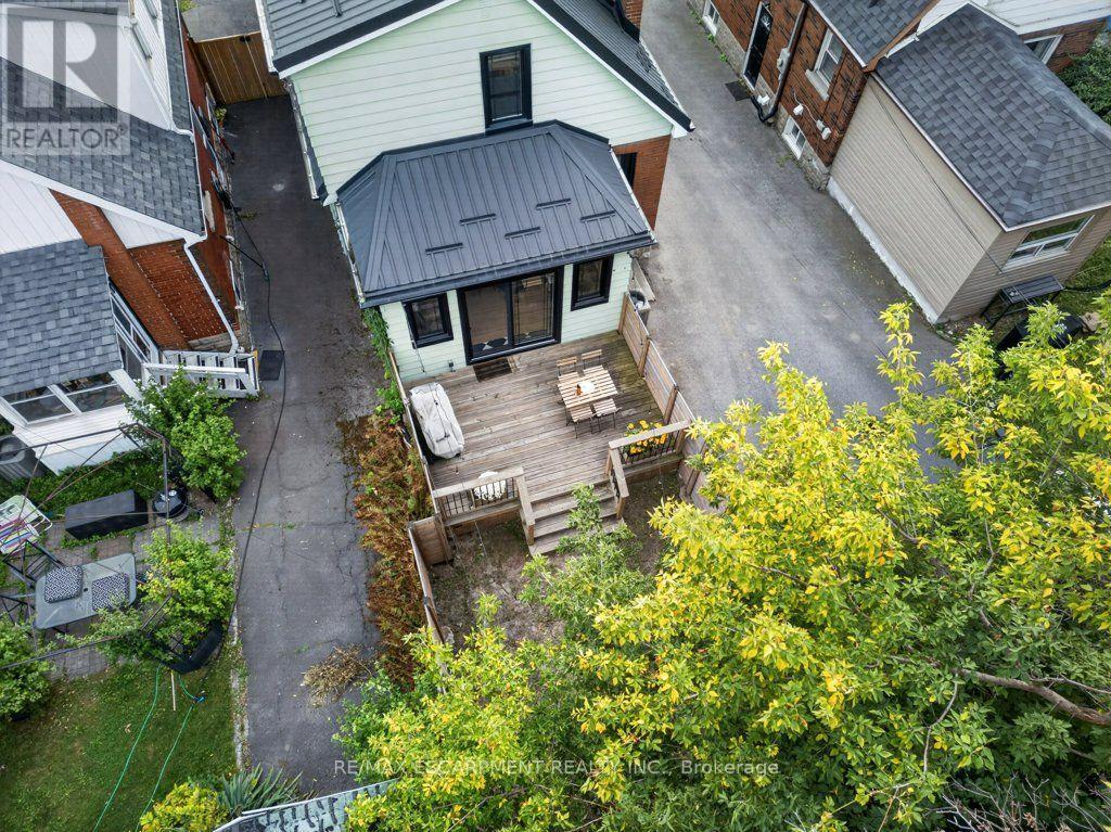 101 COPE Street, Hamilton, ON photo 47