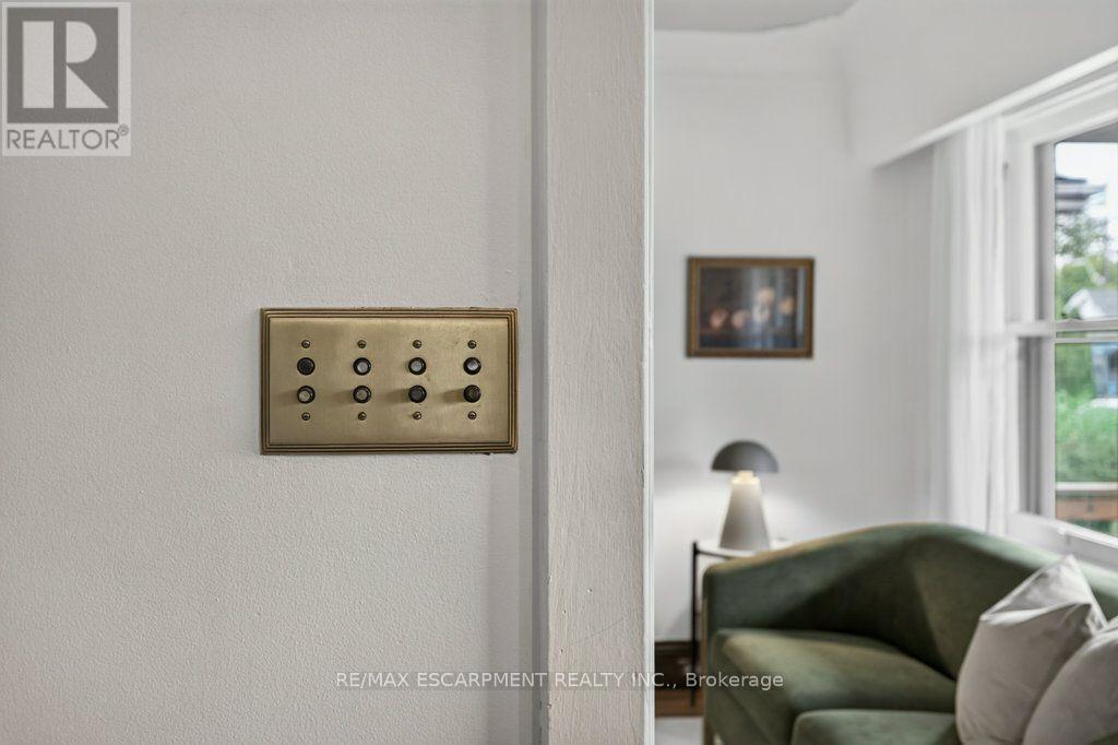 101 COPE STREET, Hamilton (Homeside) — photo 6