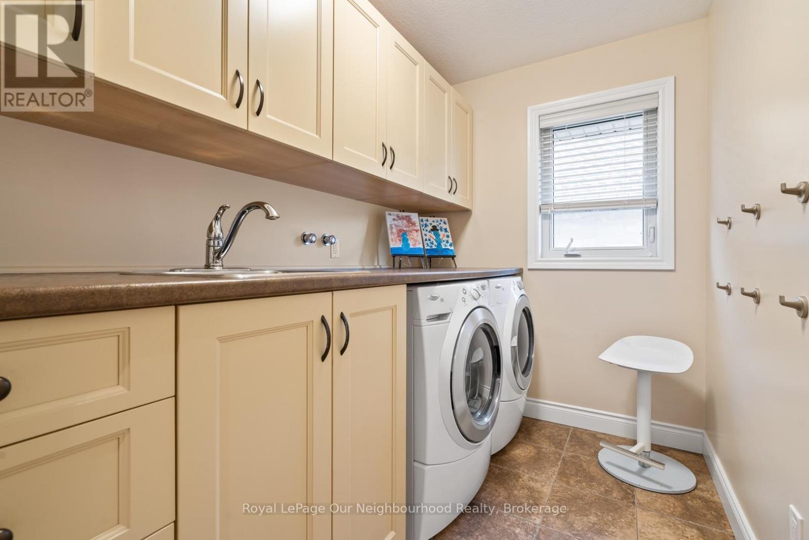 106 12TH AVENUE - Image 17