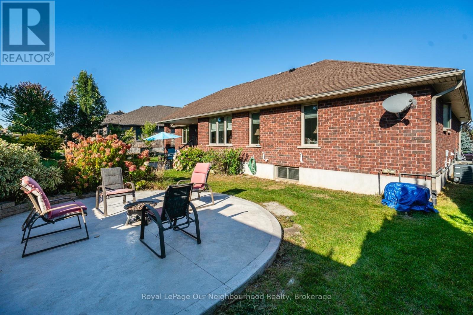 106 12TH AVENUE - 40