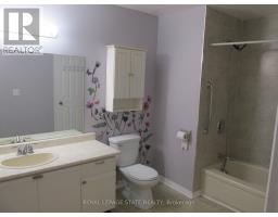 203 - 5 Niagara Street, Grimsby, ON L3M5A3 Photo 13