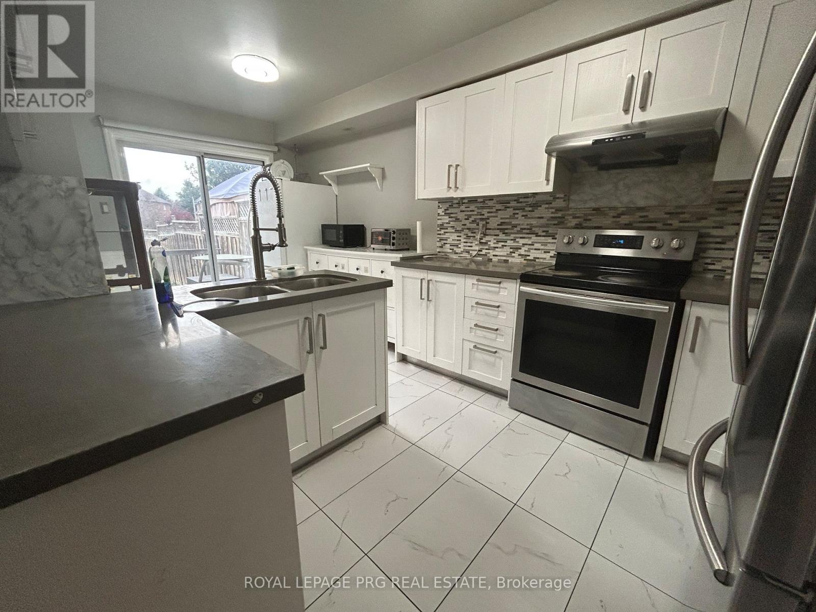 126 Rainforest Drive North — photo 4