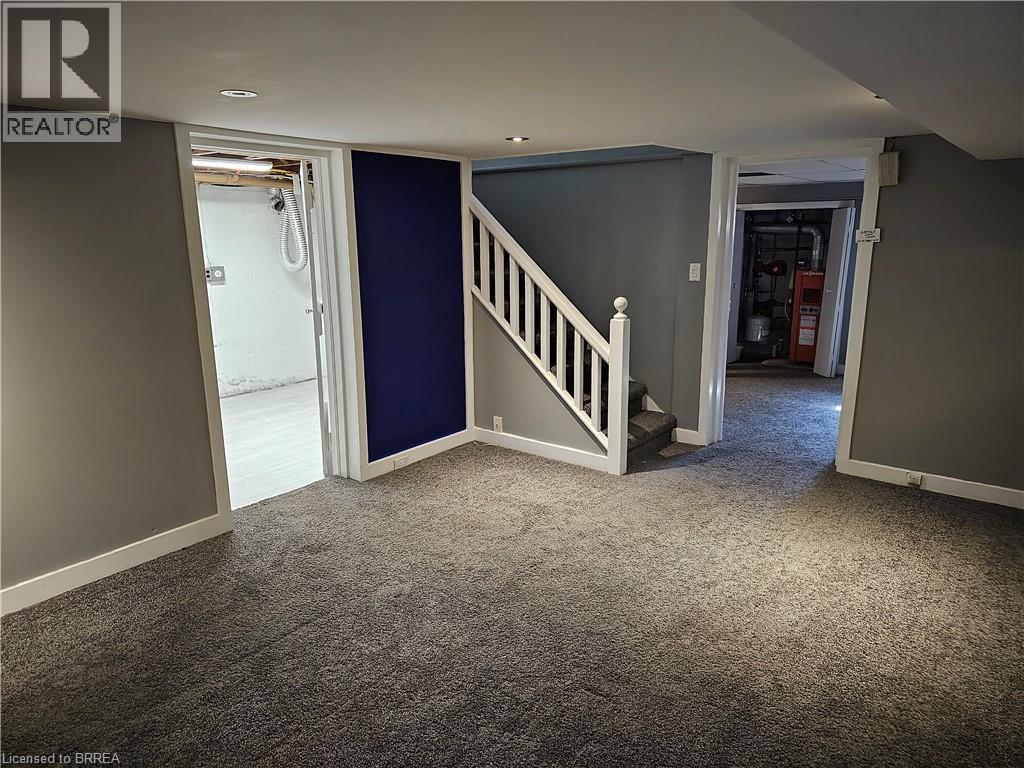 326 Erie Avenue — photo 17